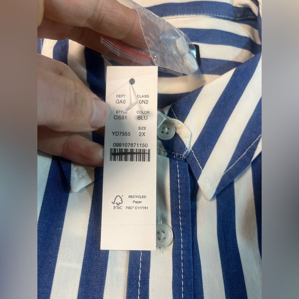 J.Crew Étienne cropped button-up shirt in striped cotton poplin - Picture 7 of 8
